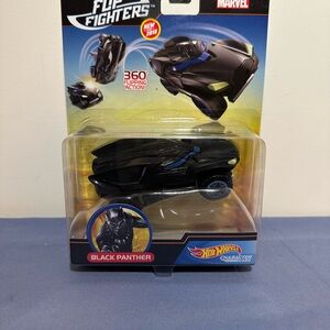 Hot Wheels Black Panther Flip Fighters Black Vehicle - Marvel Character Car